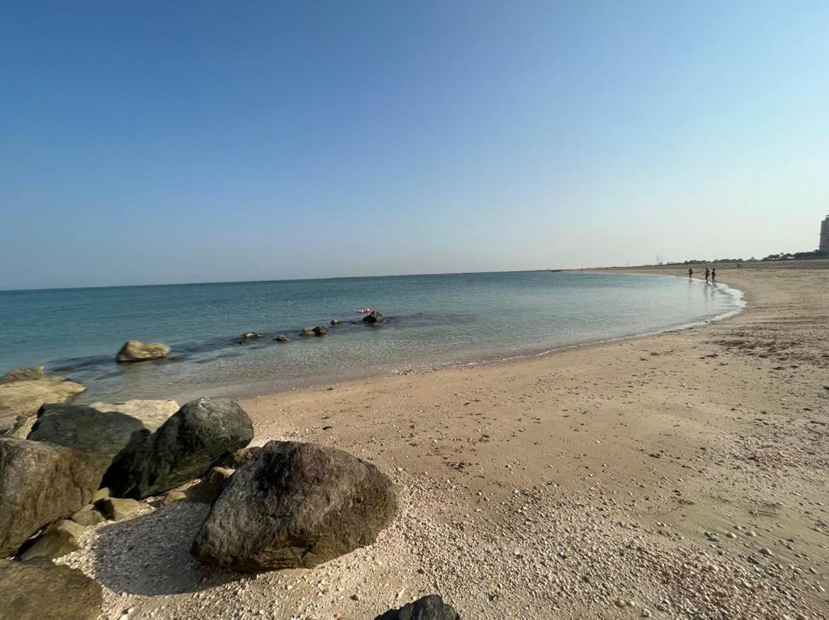 Beach Front Escape Appartamento Ras al-Khaimah Esterno foto